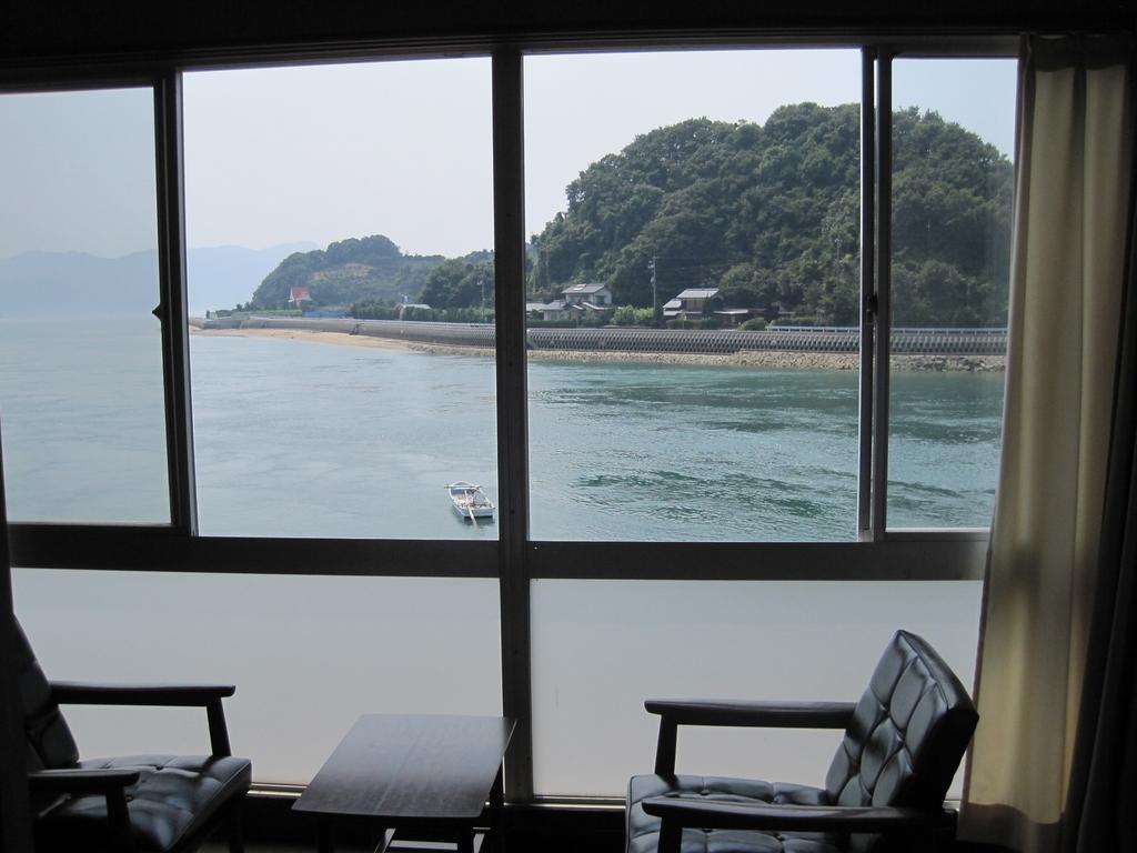Suminoe Ryokan Onomichi Bagian luar foto