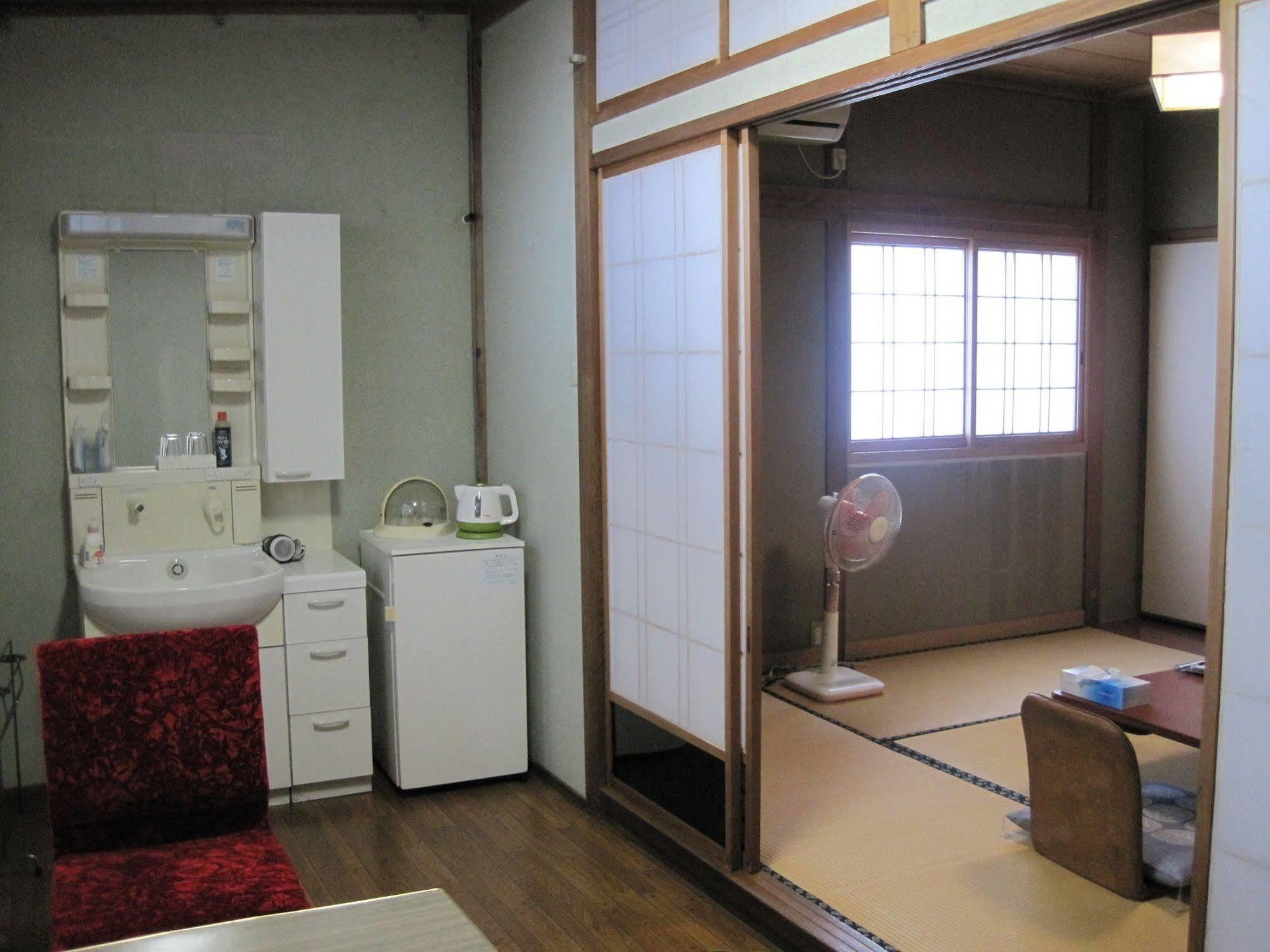 Suminoe Ryokan Onomichi Bagian luar foto