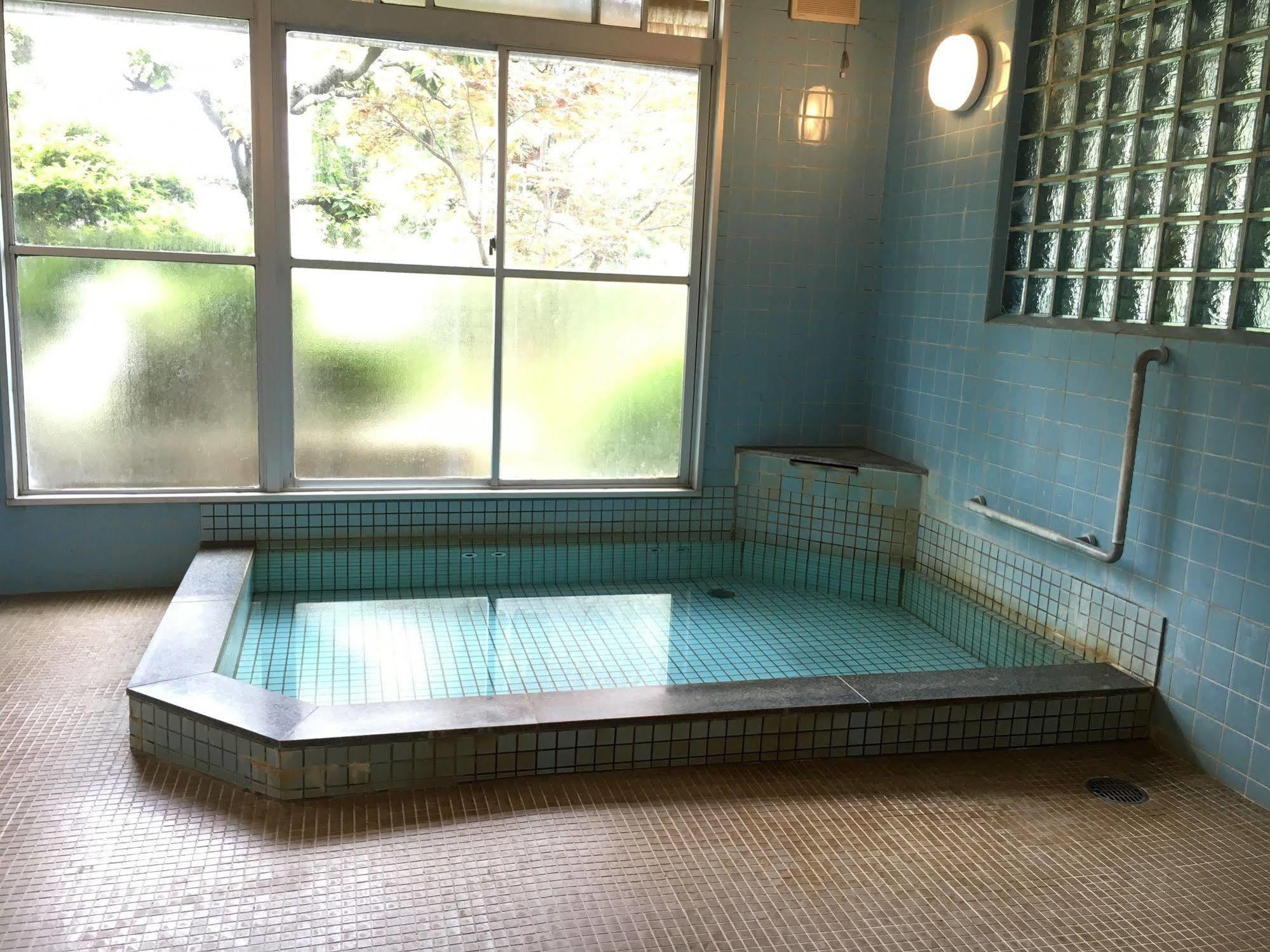 Suminoe Ryokan Onomichi Bagian luar foto
