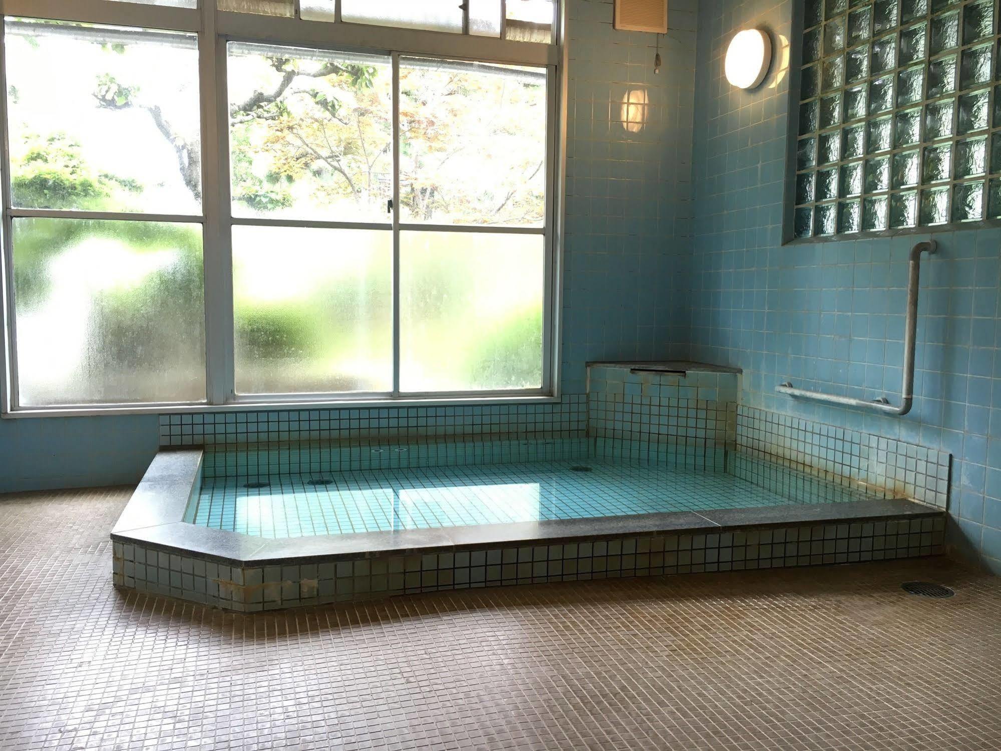 Suminoe Ryokan Onomichi Bagian luar foto
